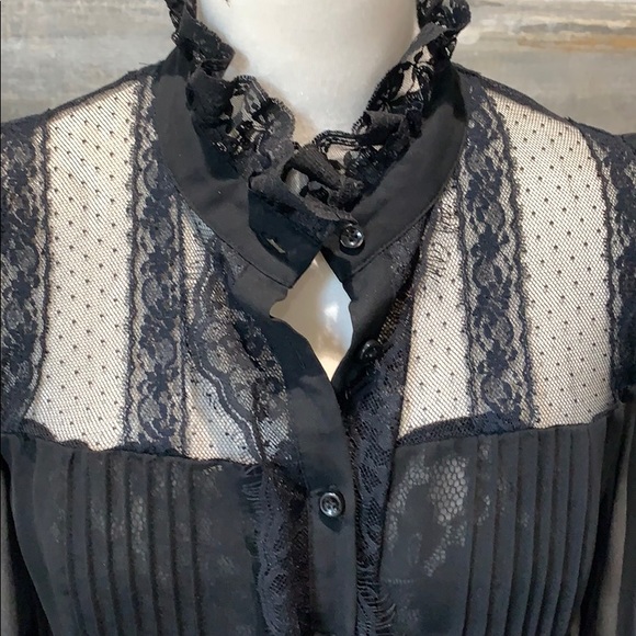 Top - Picture 2 of 10